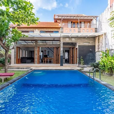 Private 3 Bedroom Villas, 5 Mnt To Beach Nusa Dua