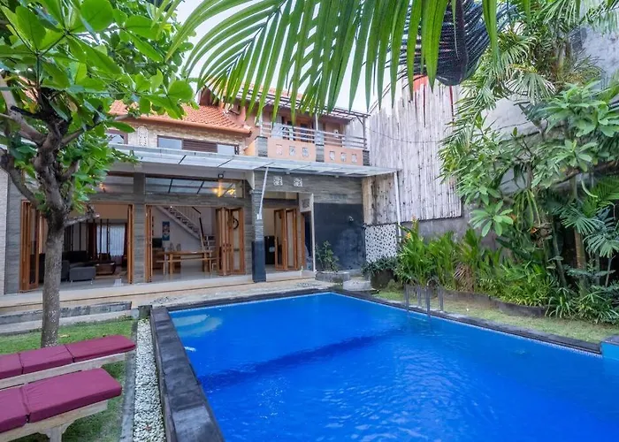 Private 3 Bedroom Villas, 5 Mnt To *